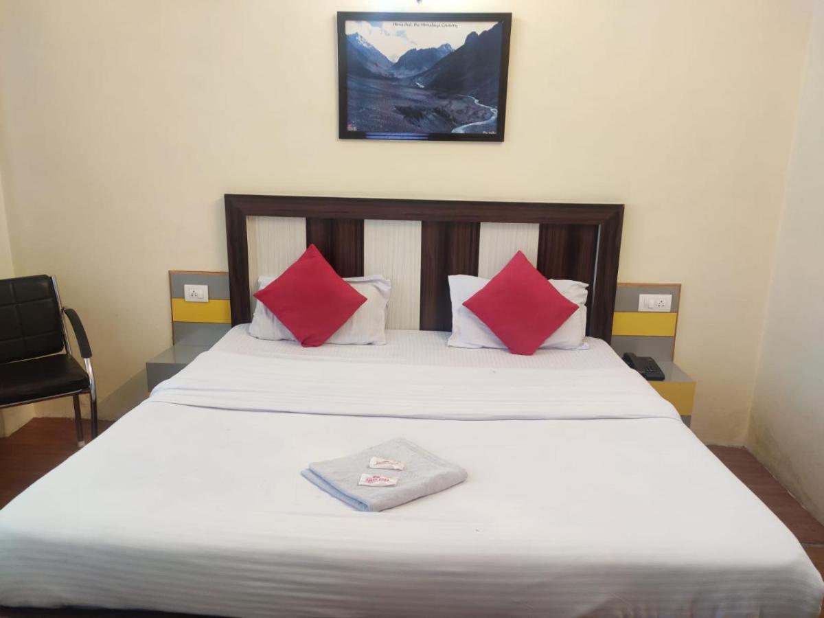 Hotel Amandeep Νταραμσάλα Εξωτερικό φωτογραφία